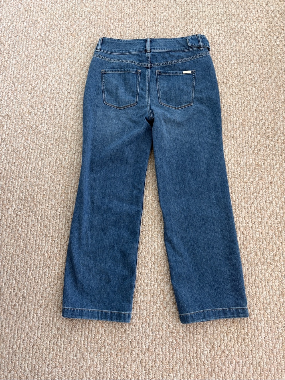 WHBM Wide Leg High Rise Crop with D-Ring Belt - Picture 6 of 16